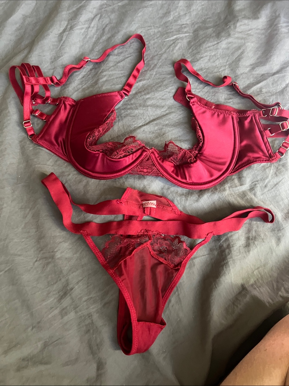 Women's Red Lace Underwire Bra & Thong Set
